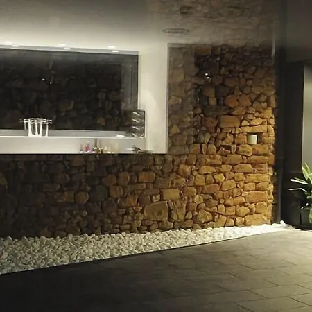 Отель Country 4*