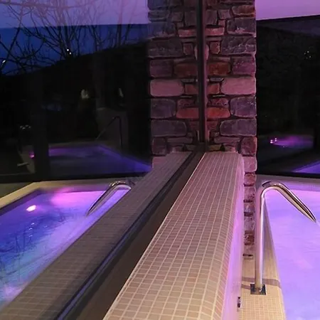 Отель Country 4*